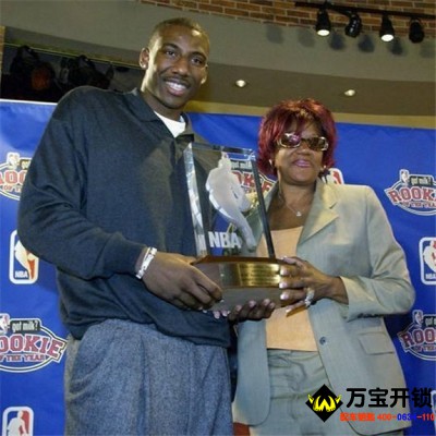 生涯薪资过亿的全明星准备重返联盟 母亲因习惯性盗窃入狱25次